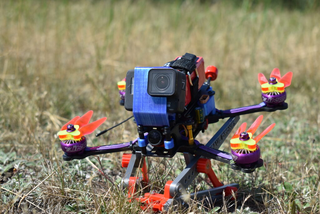 Which sensors drones use to fly?