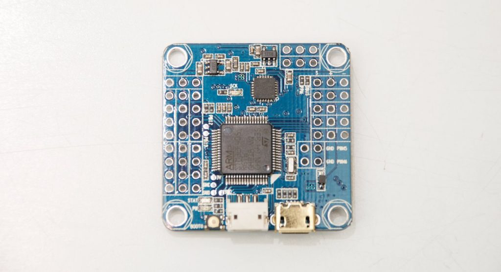 Omnibus F4 v1 flight controller based on STM32F405
