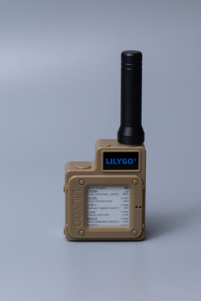 LilyGO T-echo running meshtastic